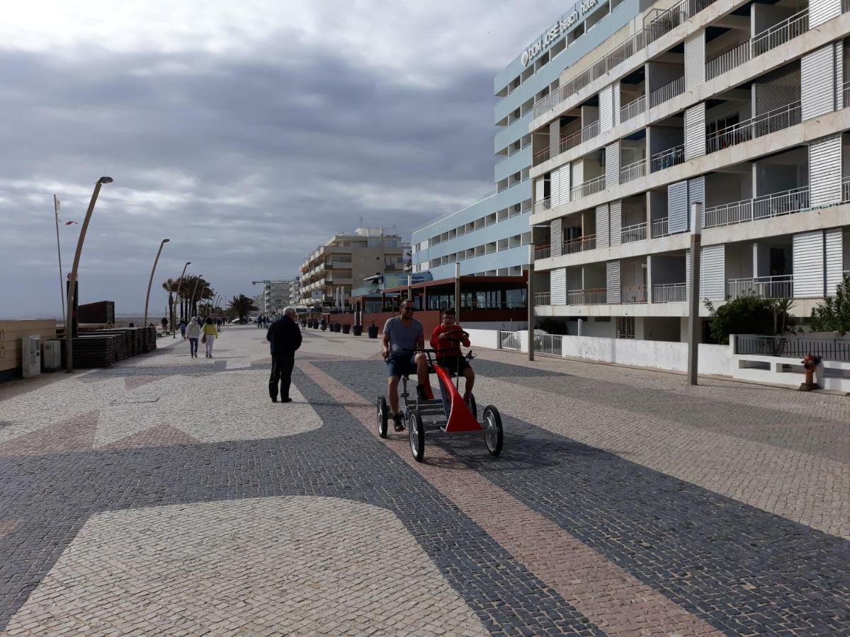 Apartamento Quarteira T1 Екстер'єр фото